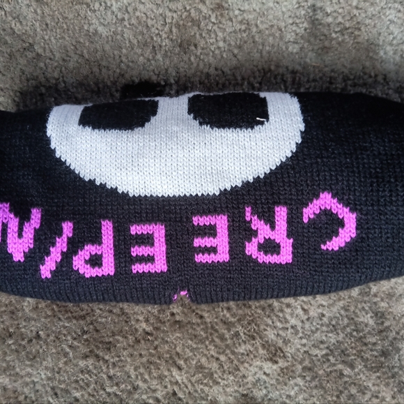 CREEPIN It Real Skull Dog Halloween Sweater - Picture 5 of 7